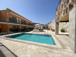 Bazén v ubytování Patalavaca Pool & beach View nebo v jeho okolí