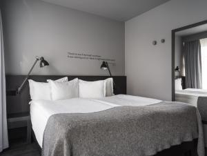 Postel nebo postele na pokoji v ubytování Skuggi Hotel by Keahotels