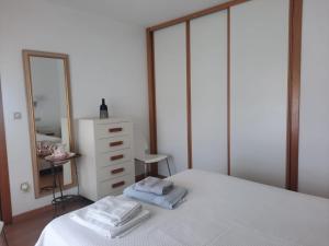 Postel nebo postele na pokoji v ubytování Casa da Xesteira-Merexo-Muxía-Costa da Morte