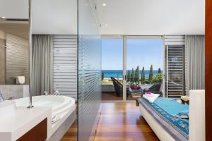 Gallery image of Annabel Beach Palace in Lachi