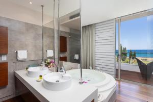 Gallery image of Annabel Beach Palace in Lachi