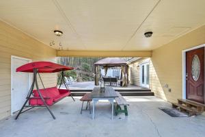 Αίθριο ή υπαίθριος χώρος στο Luxe Mountain 4BR 4BA Private Home