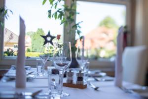 Fotografie z fotogalerie ubytování Hotel Im Schützenhof, Jever v destinaci Jever