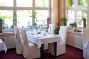 Restaurace v ubytování Hotel Im Schützenhof, Jever