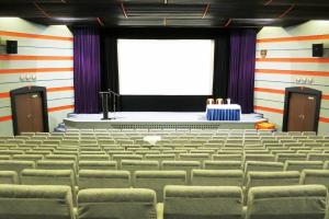 The business area and/or conference room at Retro Hotel Suza