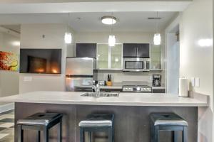 Kuchyň nebo kuchyňský kout v ubytování Historic King James Unit 10 + 5 fotografií