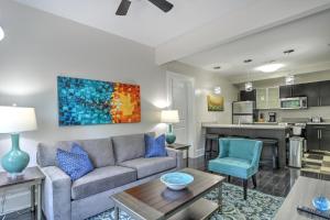 Kuchyň nebo kuchyňský kout v ubytování Historic King James Unit 4 + 7 fotografií