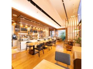 Restavracija oz. druge možnosti za prehrano v nastanitvi Hotel Terrace The Square Hitachi - Vacation STAY 17036v