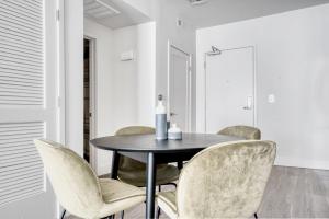 Φωτογραφία από το άλμπουμ του Mountain View 1BR w Pool Gym WD nr shops SFO-714 σε Los Altos