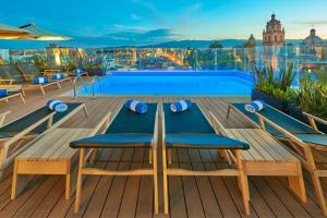 Bazén v ubytování City Centro by Marriott San Luis Potosi nebo v jeho okolí