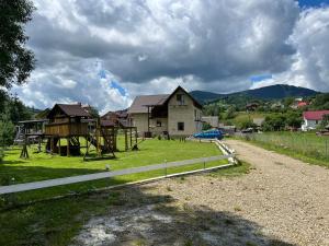 Príroda v okolí dovolenkového domu