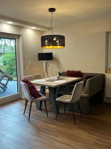 Fotografie z fotogalerie ubytování Haus mit Sauna am Waldrand - Nähe Brombachsee Altmühlsee v destinaci Windsbach