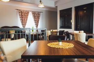 Afbeelding uit fotogalerij van Pensiunea Willy Silvas in Tăşnad