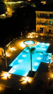 A piscina em ou perto de Apartments Stanaj