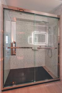 Un baño de Lyz Business Hotel Piura