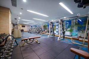 Fitnes oz. oprema za telovadbo v nastanitvi Minh Toan Galaxy Hotel