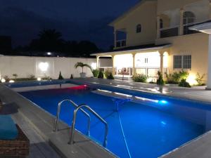 Gallery image of villa piscine timbamba in Pointe-Noire