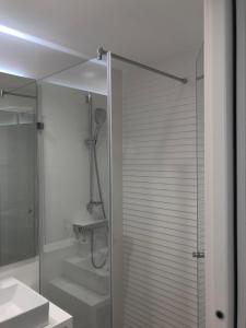 ห้องน้ำของ Bel Etage Luxury Rooms - Comfortable Room close to the beach