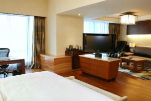 TV a/nebo společenská místnost v ubytování The Westin Guangzhou