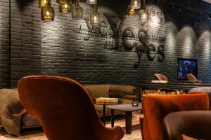 Posezení v ubytování Motel One Dublin