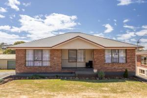 a home with a brick house at Mountain Explorer - perfect base for exploring in Deloraine