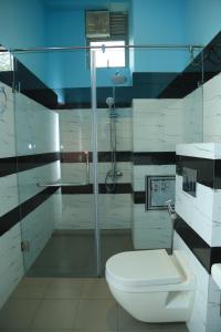 SP Tourist Hotel Jaffna的一间浴室