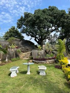 Fotografie z fotogalerie ubytování Manak Villa - Luxury 3BHK - Mount Abu by StayMonkey v destinaci Delmāra