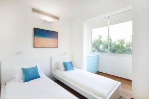 Gallery image of Sunny 2BR Apartment in Basel by HolyGuest in Tel Aviv