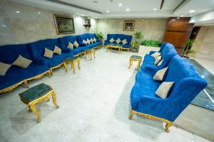 Posezení v ubytování Al Barakah Mawaddah Hotel