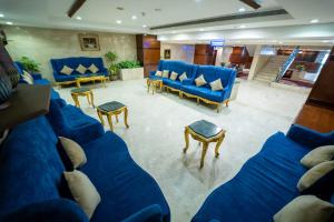 Posezení v ubytování Al Barakah Mawaddah Hotel