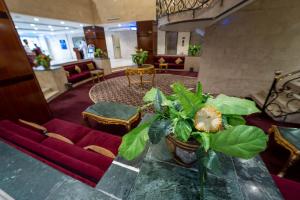 Posezení v ubytování Al Barakah Mawaddah Hotel