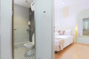 Koupelna v ubytování Hotel Gunawangsa Manyar
