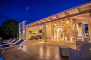 Patio nebo venkovní prostory v ubytování La Carezza del Sole - Private Villa