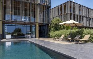 Bazén v ubytování Barbaros Reserve Bodrum Residences Managed by Kempinski nebo v jeho okolí