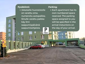 un collage de photos d'un bâtiment dans l'établissement Hiisi Homes Vantaa Keimolanmäki, à Vantaa