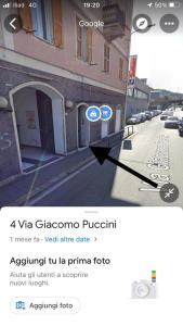 a screenshot of a phone with a picture of a building at Affitta Camere La Turandot in Genoa