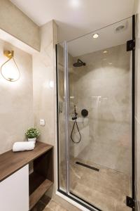 Porto Sea View Apartments的一间浴室