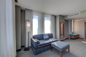 The Threefoot Hotel, Meridian, a Tribute Portfolio Hotel的休息区