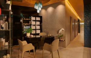 Area soggiorno di Párisi Udvar Hotel Budapest, part of Hyatt