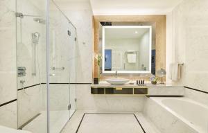 Bagno di Párisi Udvar Hotel Budapest, part of Hyatt