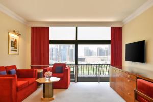 טלויזיה ו/או מרכז בידור ב-Sheraton Grand Doha Resort & Convention Hotel