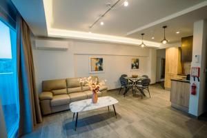 Khu vực ghế ngồi tại 86 Spinola Bay