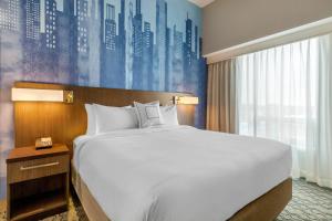 Postel nebo postele na pokoji v ubytování Residence Inn Providence Downtown