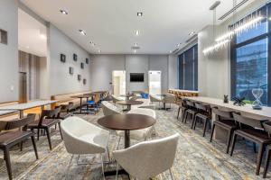 TV a/nebo společenská místnost v ubytování Residence Inn Providence Downtown