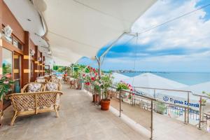 Nespecifikovaný výhled na moře nebo výhled na moře při pohledu z hotelu