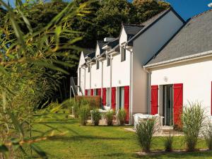 Gallery image of House in France for a Relaxing Getaway in Quéven +26 photos