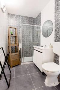 Phòng tắm tại Anna's Apartment Praia da Rocha