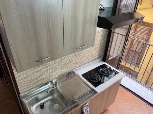 Nhà bếp/bếp nhỏ tại DM house