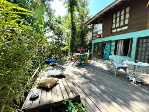 Um jardim em Casa Selva - Vila do Abraão - Ilha grande