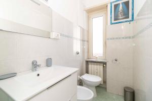 Bilik mandi di Torino Pitagora Functional Flat
